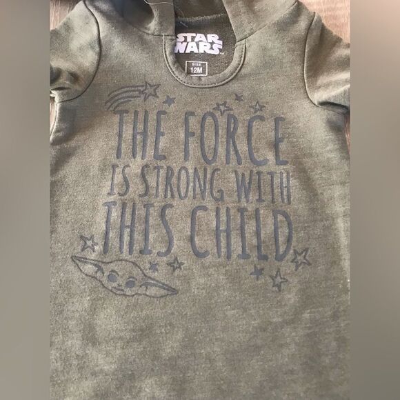 NWT … STAR WARS “Size: 12 Months” The Force Is Strong With This Child Ou… - Picture 3 of 5